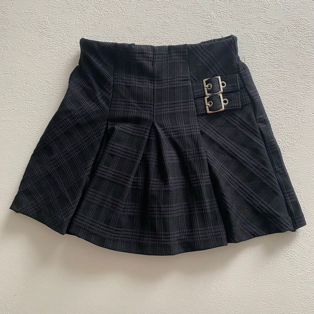 ZARA Plaid Pleated Mini Skirt Size 6 Black Schoolgirl Buckle Detail Preppy